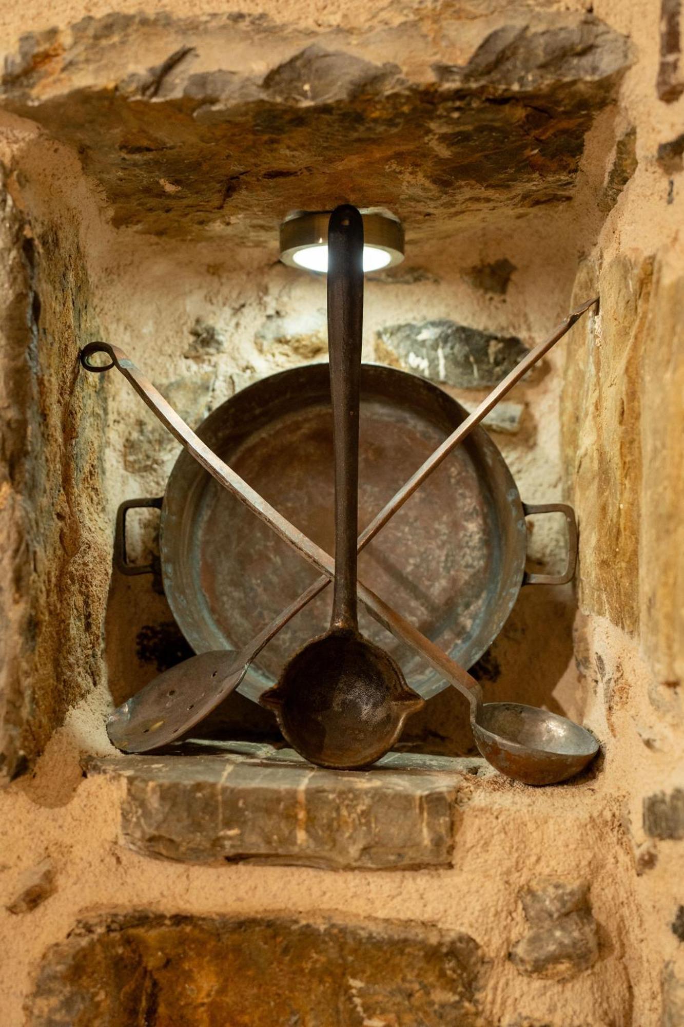 Byzantine Home In The Castle Mesta Exterior photo